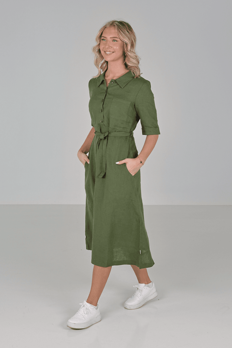 Pernilla linendress in cumbugreen