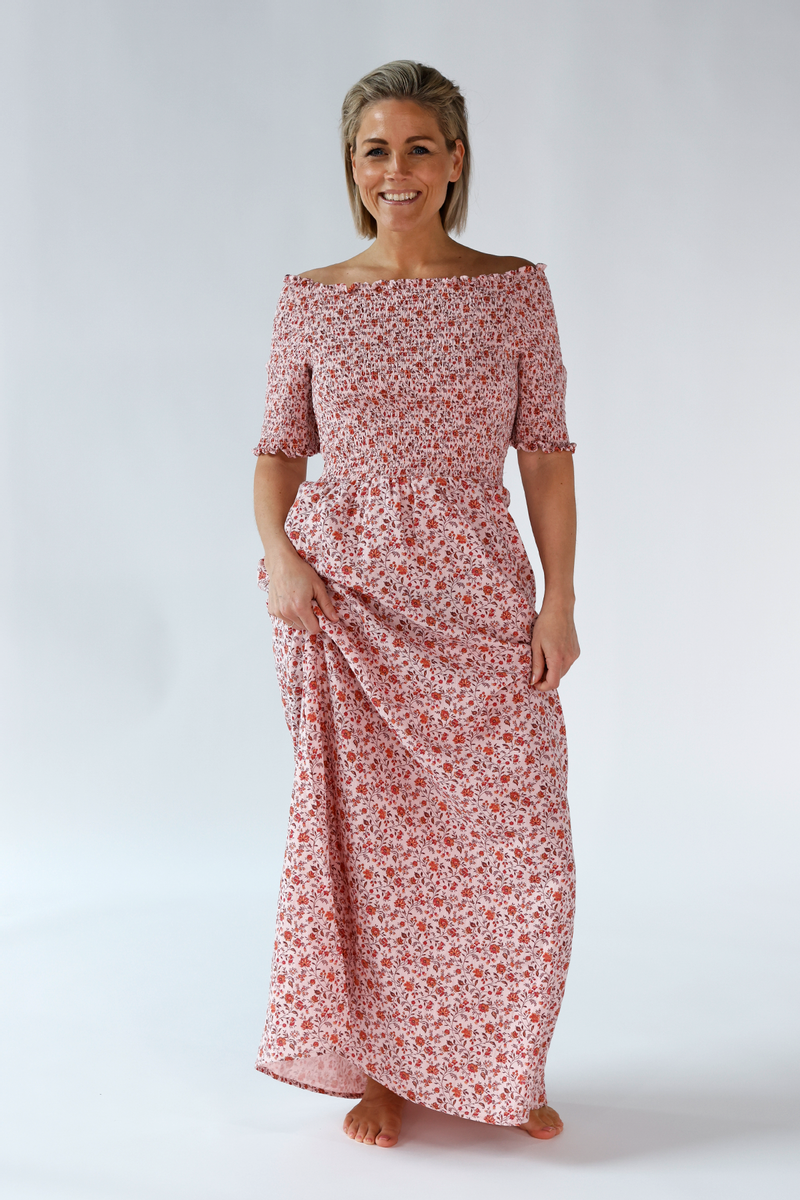 Olivia old pink romantic dress with flowers